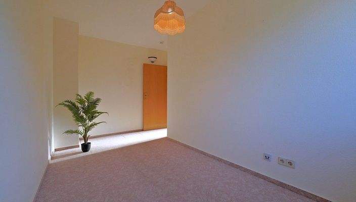 Kinder-oder Buerozimmer!