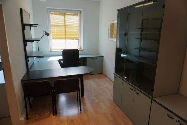 Büro 1
