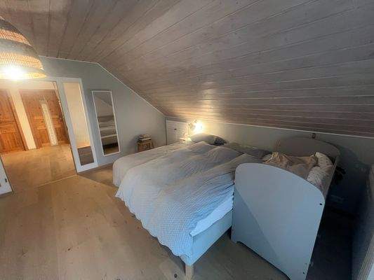 Elternschlafzimmer im DG