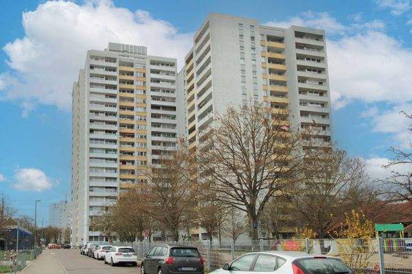 Außenansicht Straßenseite