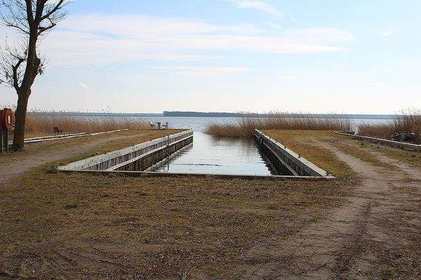 benachbarter Stichhafen