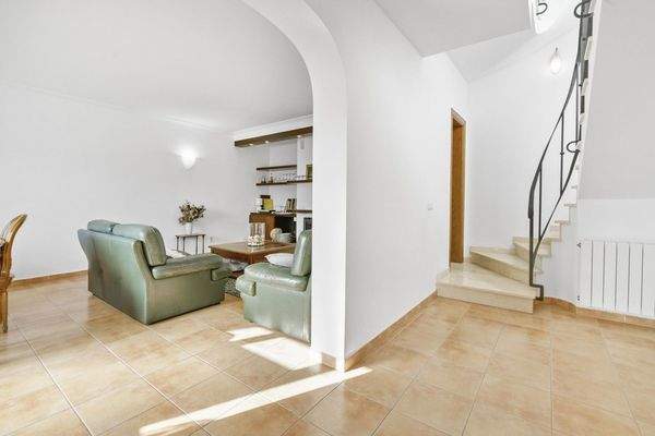 Chalet-adosado-Portals-Nous