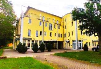 Gebäudeansicht vorn