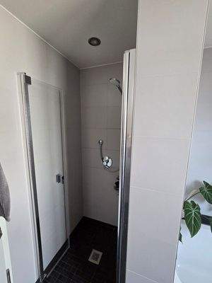 Wohnung-Gießen-Neustadt-5-50015-05-WE05-Badezimmer