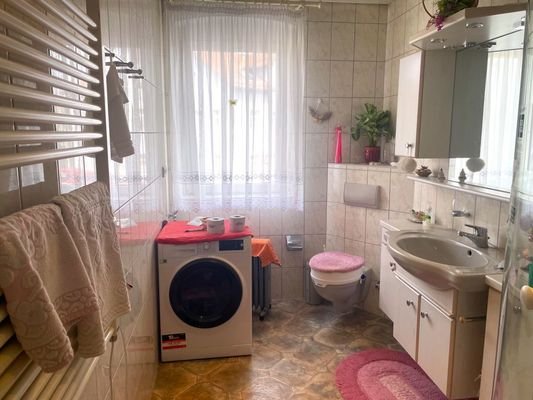 Badezimmer 1. OG