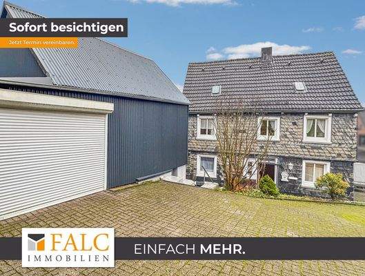 Garage + Hausansicht