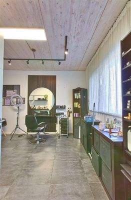 Arbeitszimmer oder Hauswirtschaftsraum