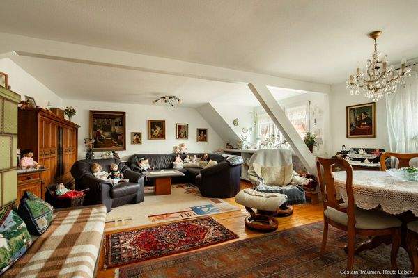 Wohn- und Esszimmer Dachgeschoss (Bild 1)