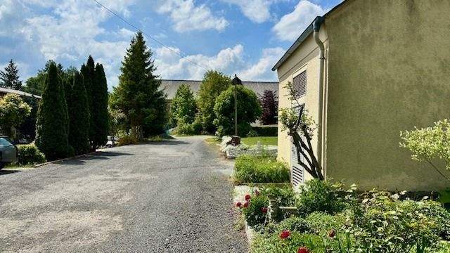 Zufahrtsbereich Rittergut Friesen 1