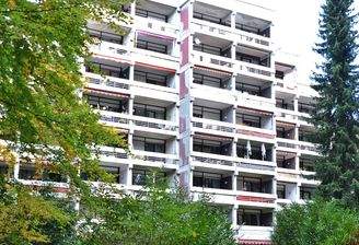 Angeboten wird Penthousewohnung auf der Ostseite