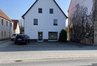 Wohnhaus Strassenfront.jpeg