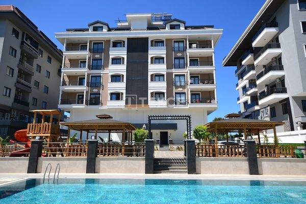 Real Estate Close to the Sea within a Complex in Kargıcak Alanya