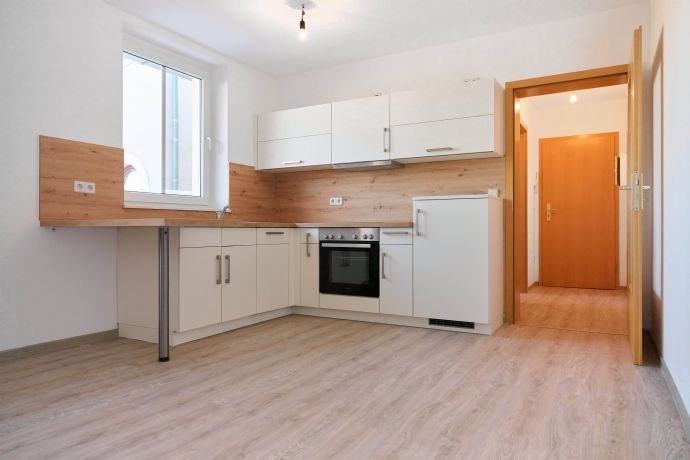 NEU SANIERT !!! Tolles Appartement komplett möbliert in ruhiger Lage von Döbeln zu vermieten !!!