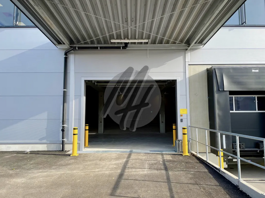 INFOS UNTER: 06171-586000