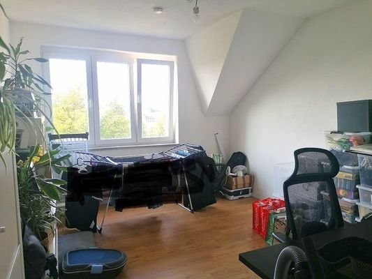 Schlafzimmer mit Laminat