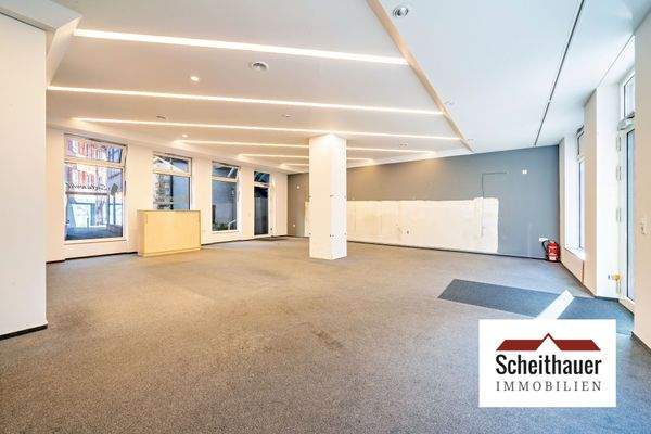 Verkaufsfläche - Praxisraum EG