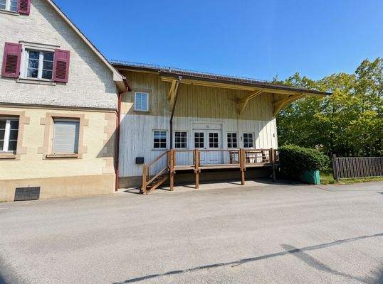 Ansicht Front zur Straße