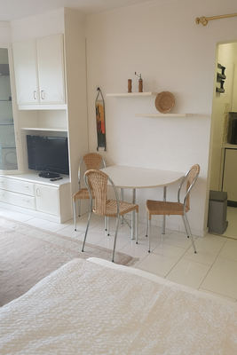 Essbreich und Pantryküche.png