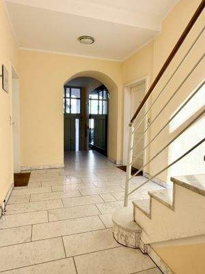 Treppenhaus - Eingangsbereich