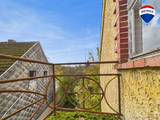 REMAX Immobilien DeLux Einfamilienhau Balkon Ballweiler Mark Borowicz