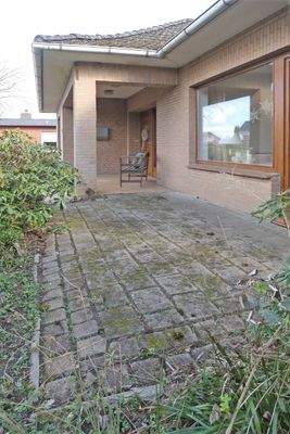 Terrasse vor dem Wohnzimmer