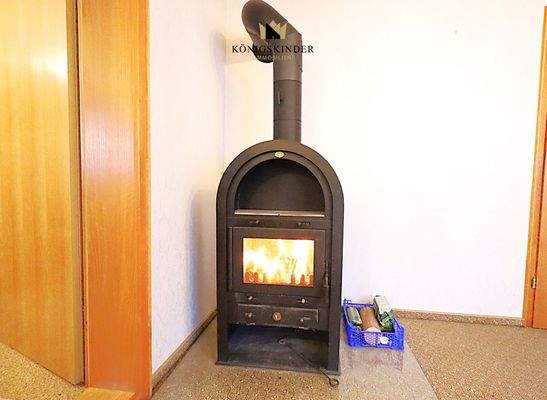 ...durch den Holzofen - kann bleiben...