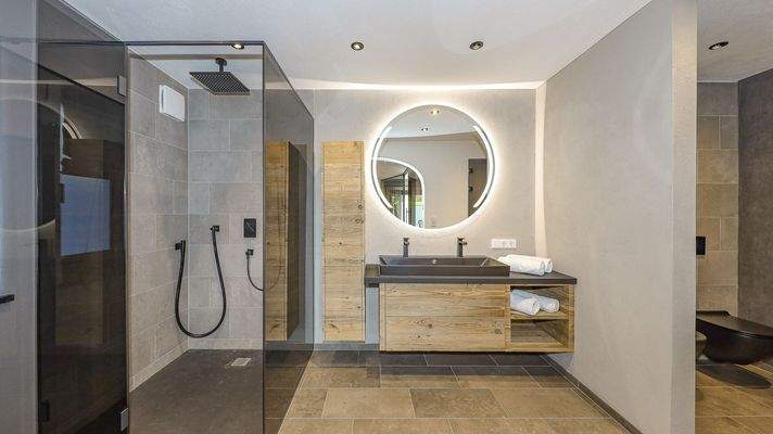 KITZIMMO-Luxuschalet mit Pool und Kaiserblick - Immobilien Ellmau.