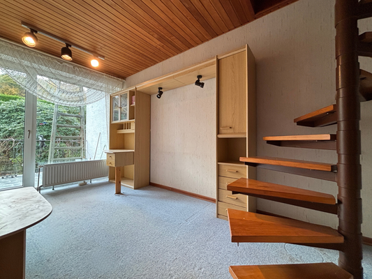 OG - Schlafraum mit Zugang zum Dachzimmer