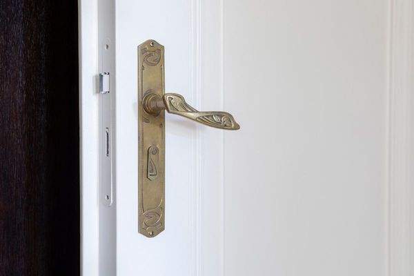 Whg 2 Drückergarnitur