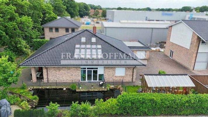 V8828 Betriebsleiterhaus 2