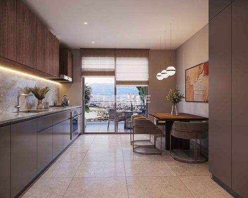 Apartments in a Sea-View Complex with Security in İzmir Konak
