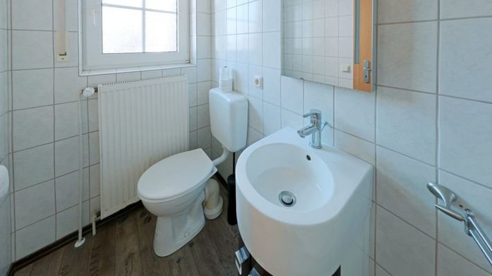 Badezimmer EG