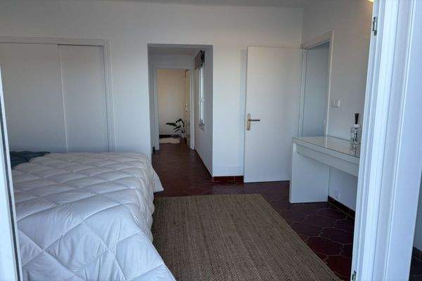 Schlafzimmer mit Flurzugang