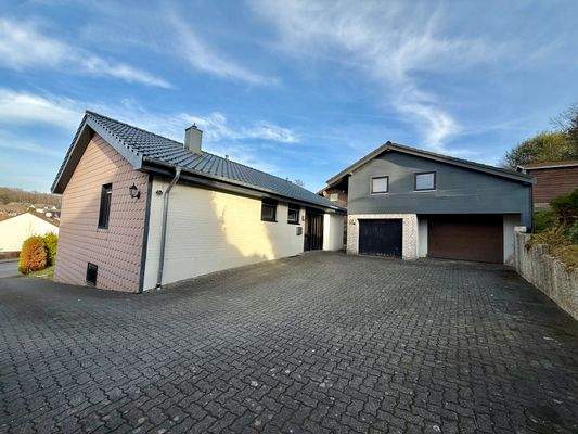 Eingang und Innenhof