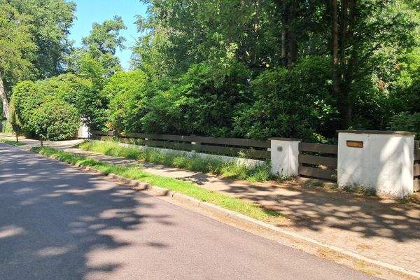 in prominenter Nachbarschaft