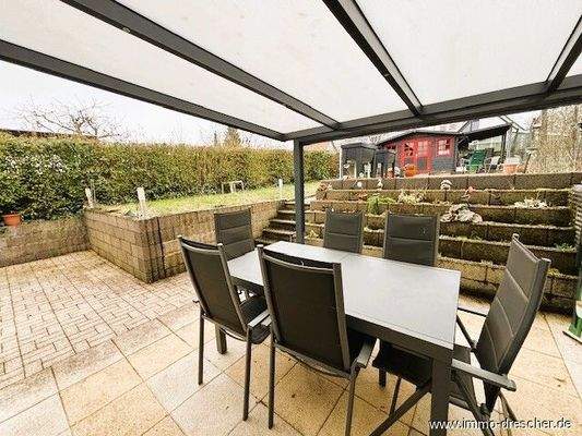 Überdachte Terrasse