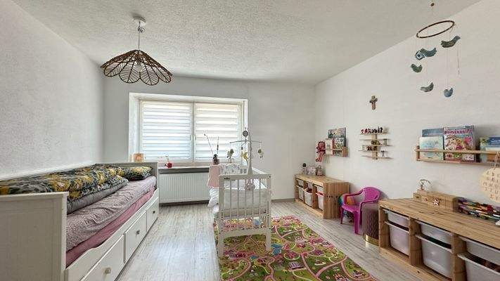 2. Schlafzimmer (EG)