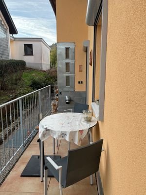 Aussen Sitzplatz.jpg