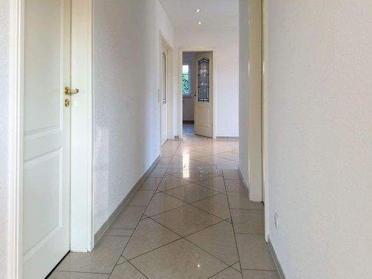 11. Seitenflügel zu den Schlafräumen und dem Arbei