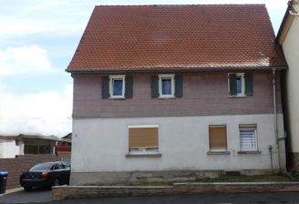 Straßenansicht