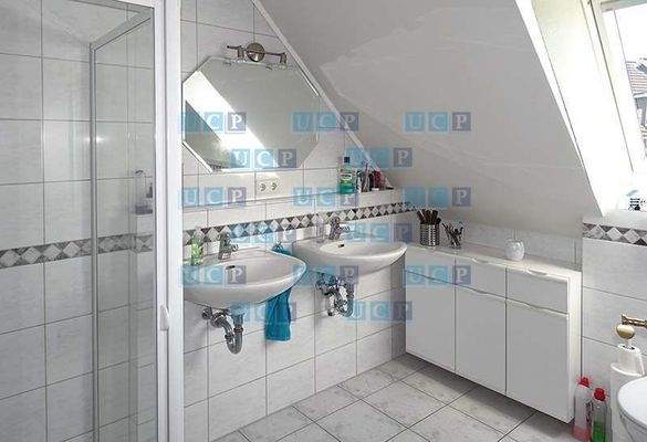 88B2DFC2-2EBC-4F26-8790-516028