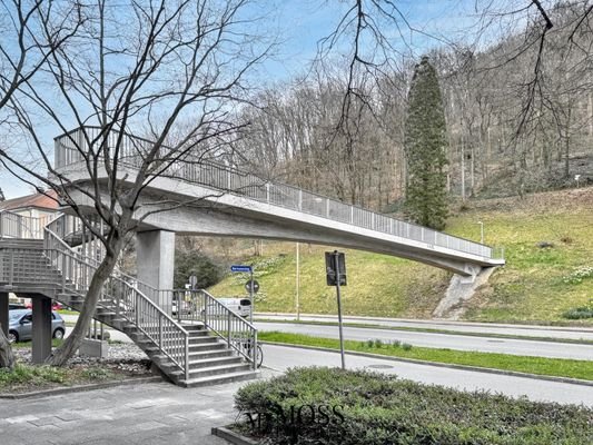 Brücke zum Schlossberg