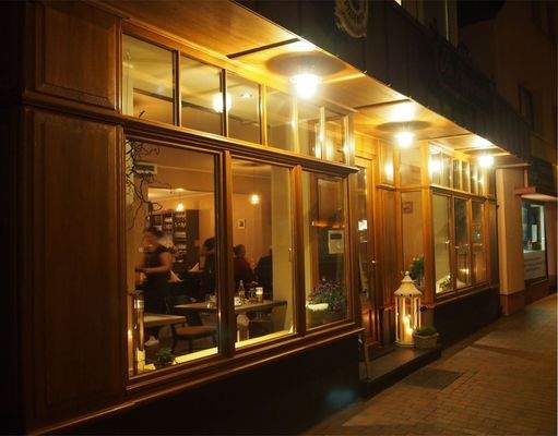 Schaufenster am Abend.jpg