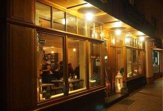 Schaufenster am Abend.jpg