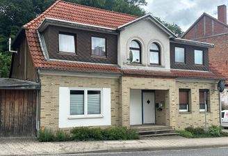 Straßenansicht 1.jpg