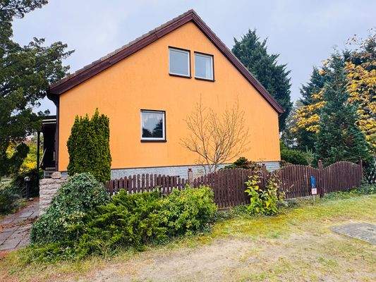 Hausansicht von der Straße