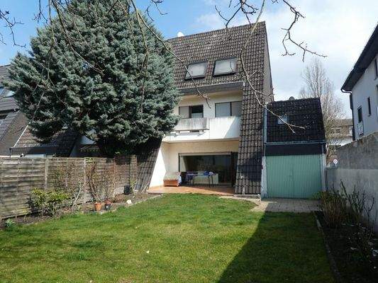 Garten und Rückansicht