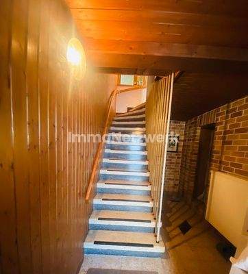 Eingang Treppenhaus Straßensei