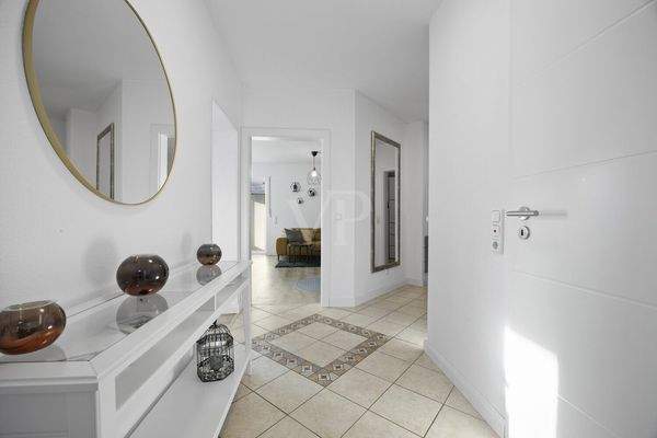 Flur und Eingangsbereich