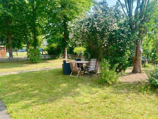 Sitzecke vor dem Haus